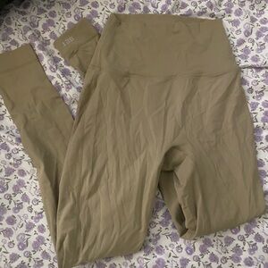 SET ACTIVE sportbody yoga pants